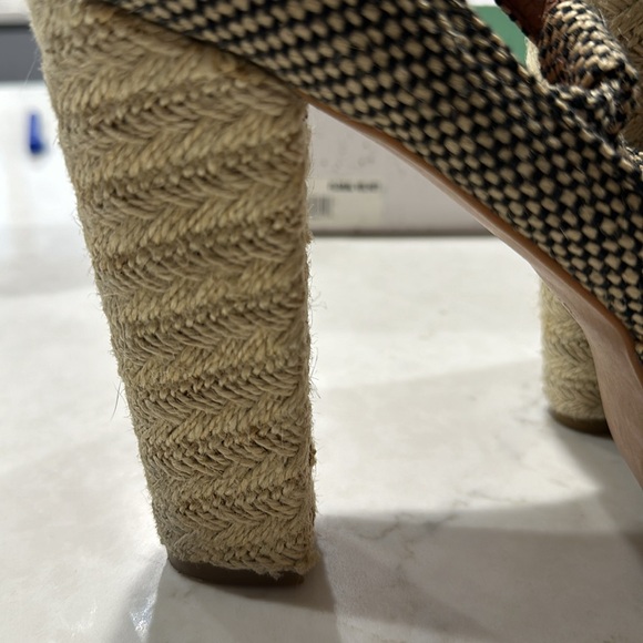 Jefferey Campbell Houndstooth pattern Foxy Platforms - Picture 4 of 5